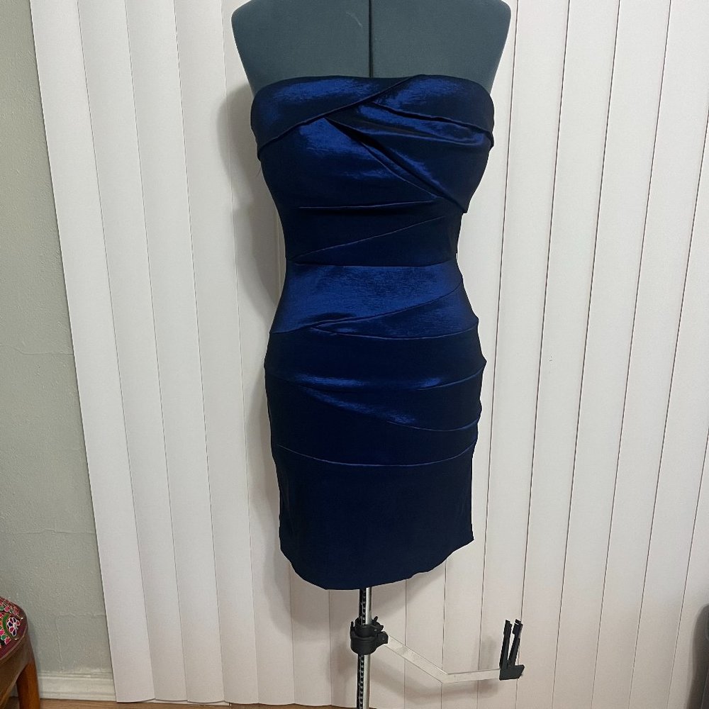 Pompous Girly Strapless Royal blue cocktail dress Size 9